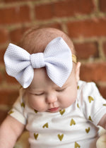 mandabees baby hair bow in white 